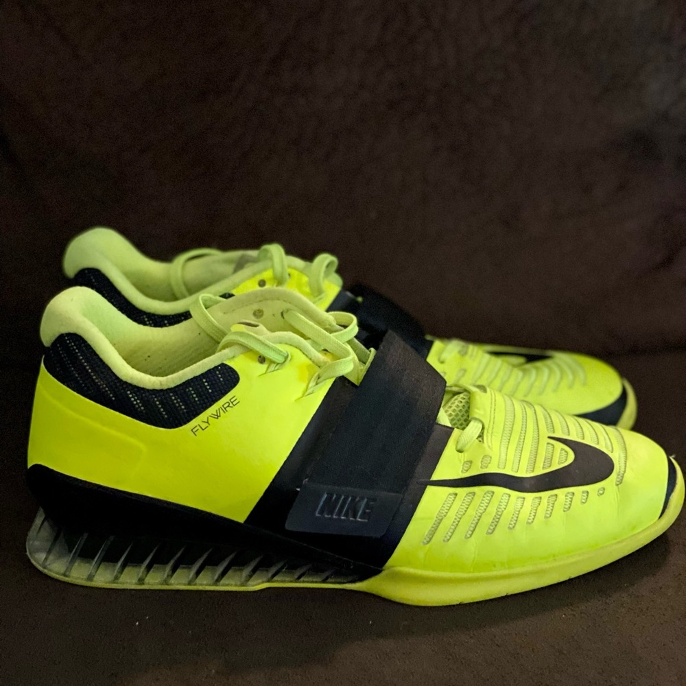 Nike Romaleos Lifter Mens size 10.5